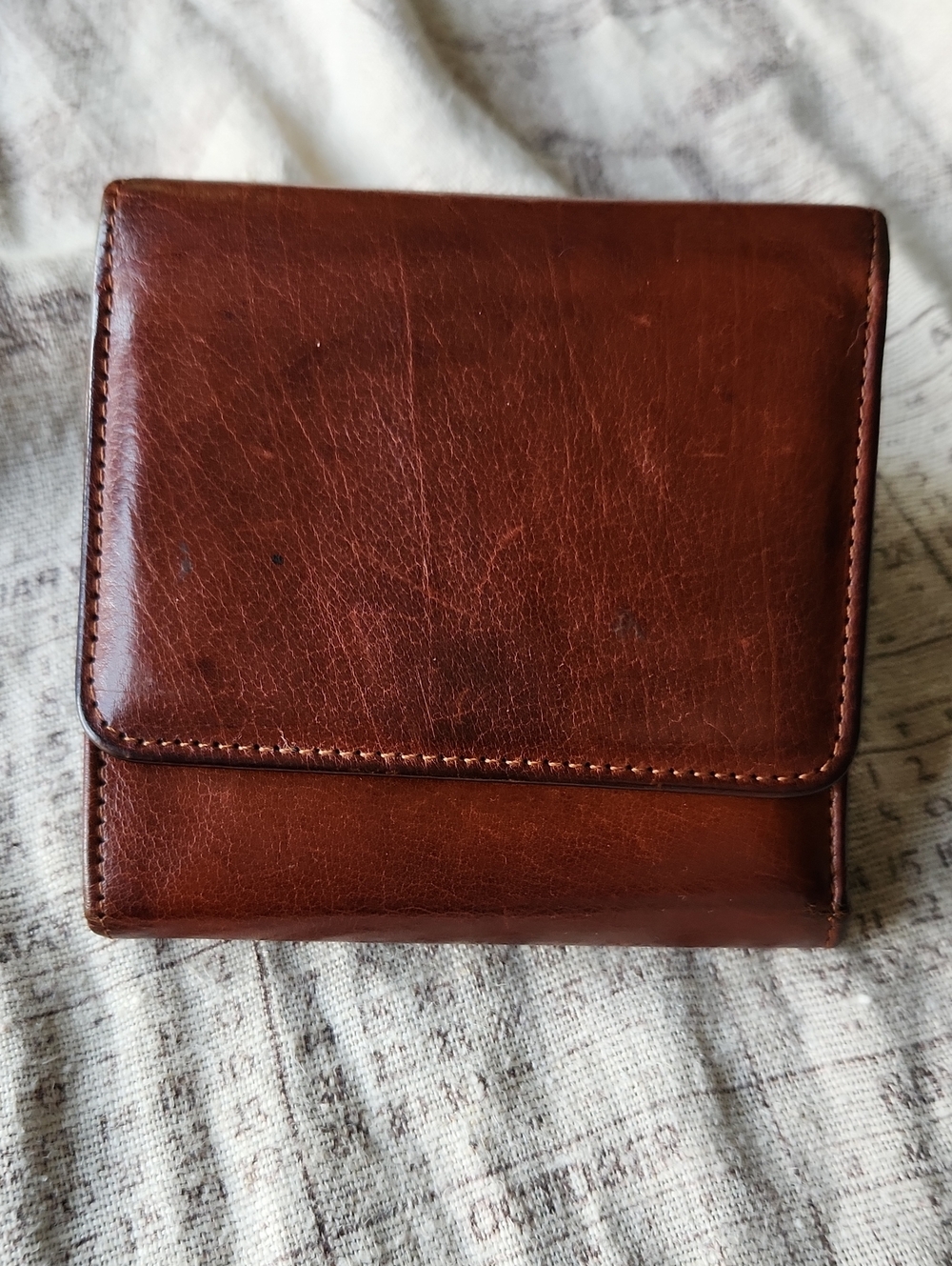 Coach Kisslock Tri-fold Wallet - Picture 2 of 11